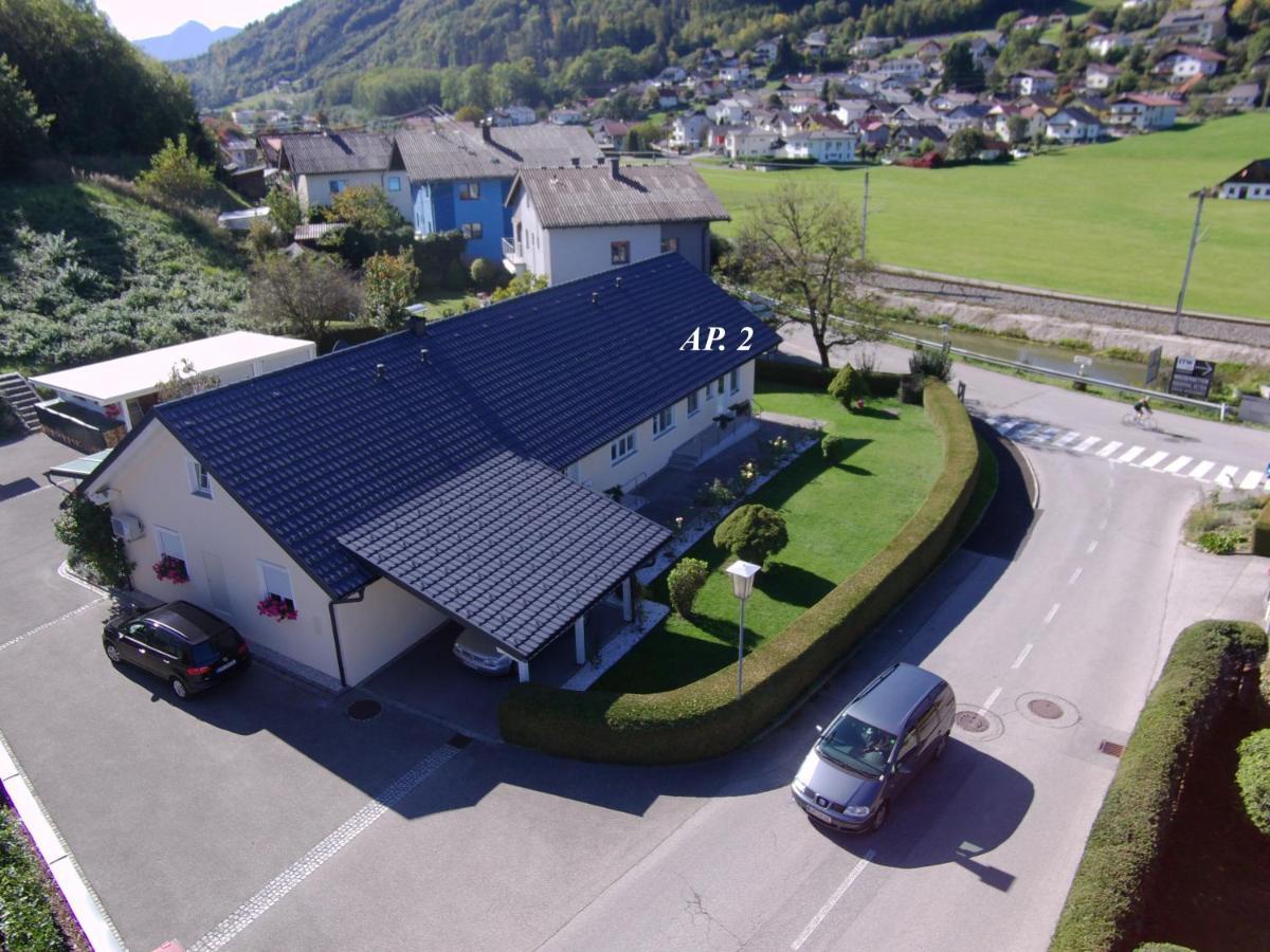 Ferienwohnung Am Traunsee Altmuenster Bagian luar foto