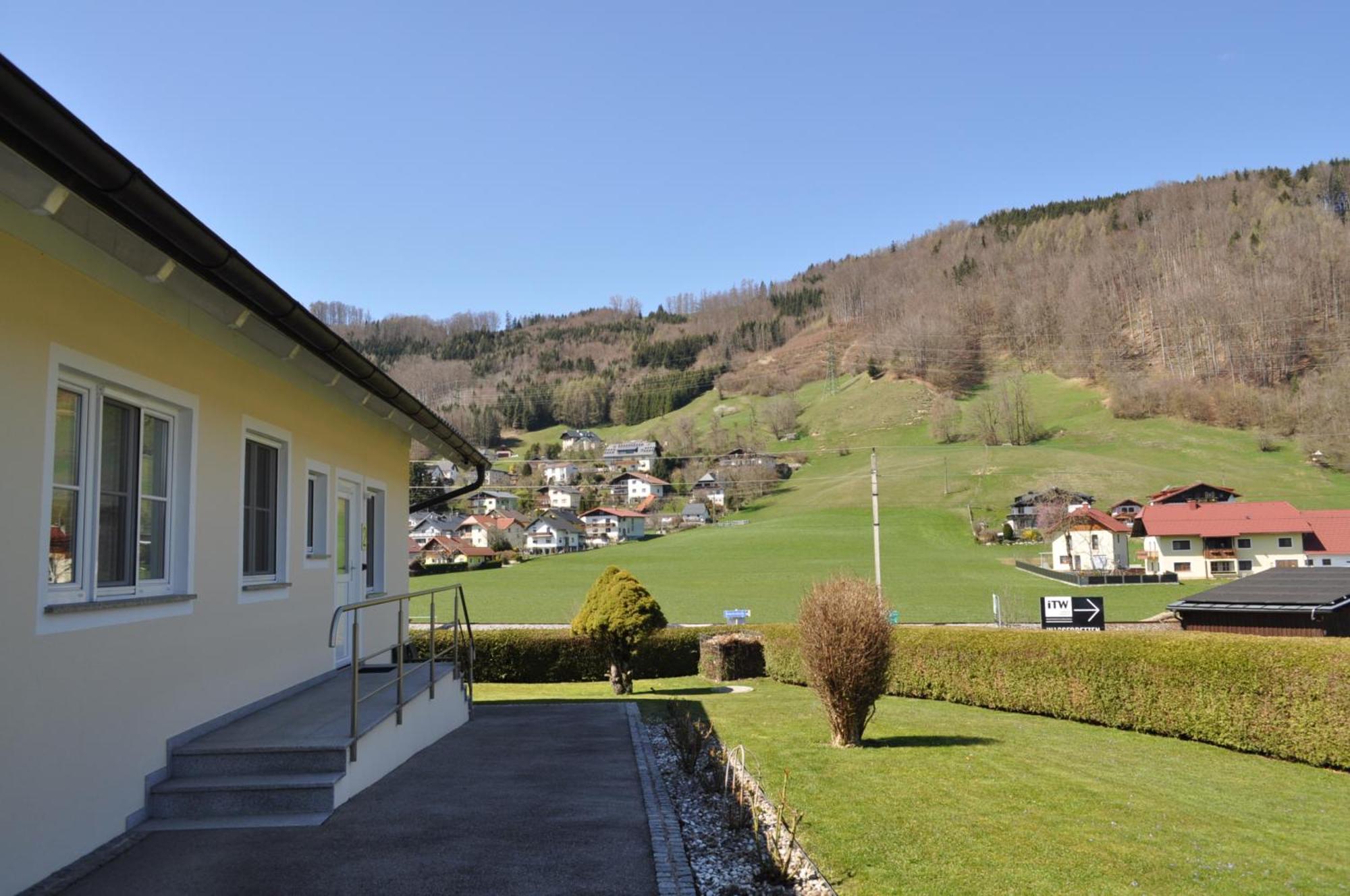 Ferienwohnung Am Traunsee Altmuenster Bagian luar foto