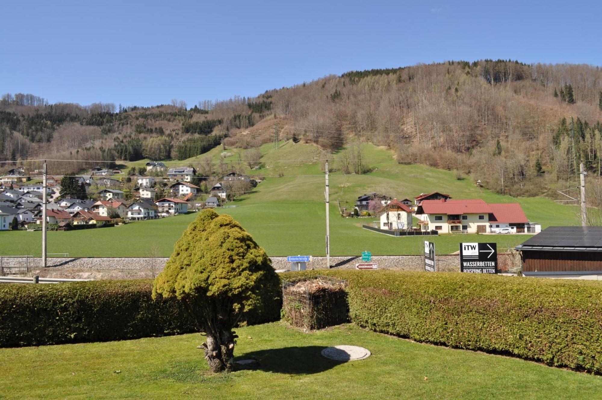 Ferienwohnung Am Traunsee Altmuenster Bagian luar foto