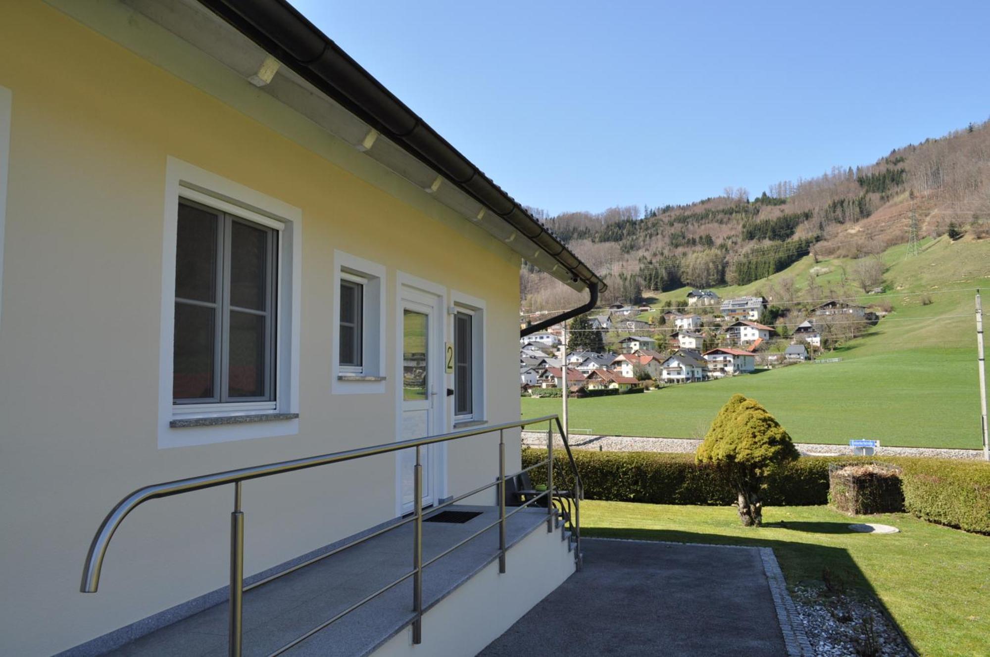 Ferienwohnung Am Traunsee Altmuenster Bagian luar foto